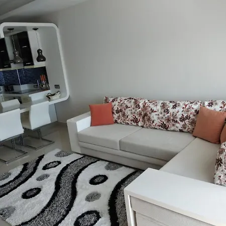 Best Azura Park Apartment *